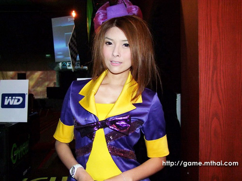Theo chân mỹ nữ tại Thailand Game Show 2011 - Ảnh 18