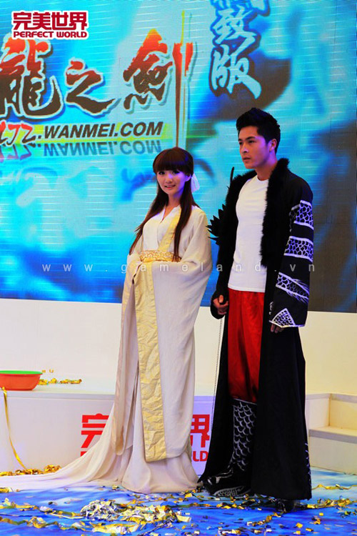 ChinaJoy 2011: Thưởng thức cosplay Tiếu Ngạo Giang Hồ 16
