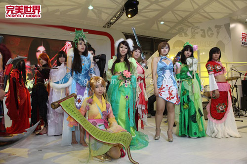 ChinaJoy 2011: Thưởng thức cosplay Tiếu Ngạo Giang Hồ 17