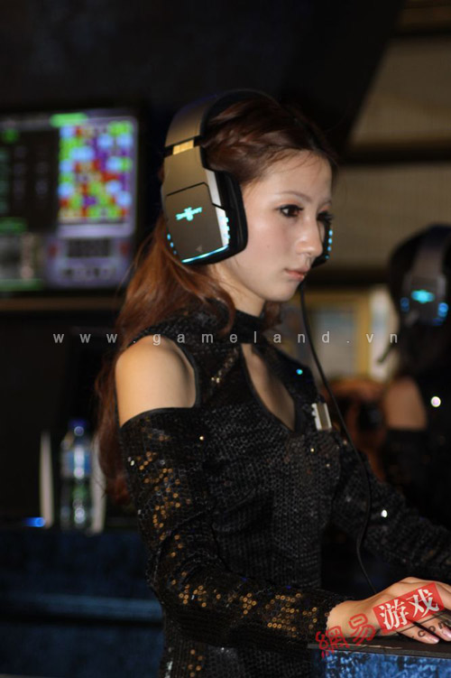 ChinaJoy 2011: Vẻ đẹp của mỹ nhân Starcarft II - Ảnh 6