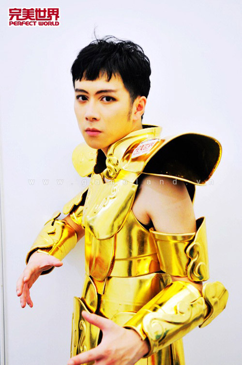ChinaJoy 2011: Sắc vàng rực rỡ của Saint Seiya 6
