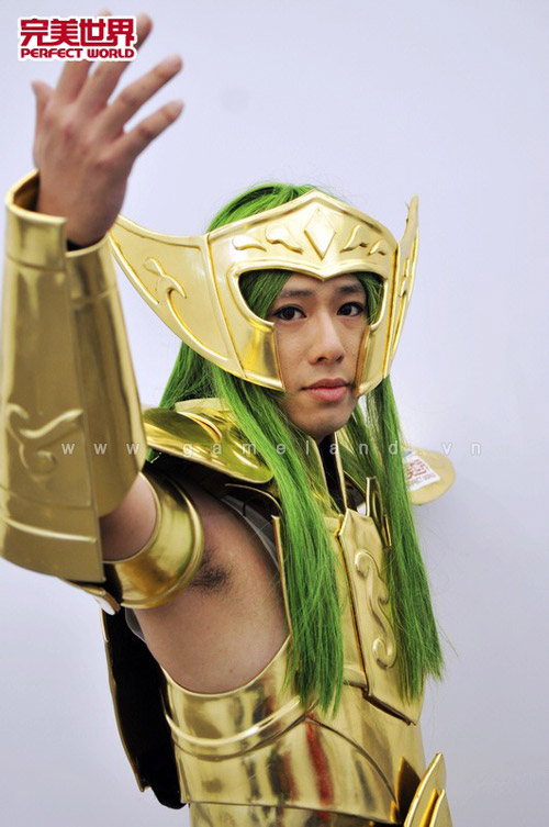 ChinaJoy 2011: Sắc vàng rực rỡ của Saint Seiya 24