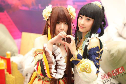 ChinaJoy 2011: Những cặp đôi showgirl đáng yêu (1) - Ảnh 2