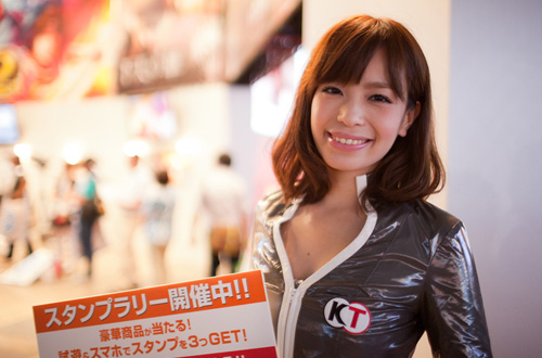 TGS 2012: Những showgirl xinh đẹp của Koei Tecmo - Ảnh 3