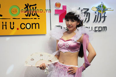 Những màn trình diễn cosplay đặc sắc tại Chinajoy 2010 (1) 16