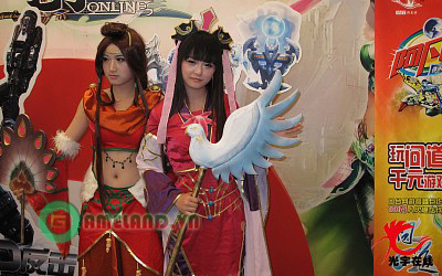 Những màn trình diễn cosplay đặc sắc tại Chinajoy 2010 (2) - Ảnh 40