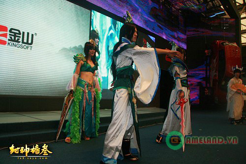 Những màn trình diễn cosplay đặc sắc tại Chinajoy 2010 (2) - Ảnh 41