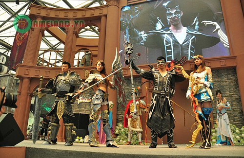 Những màn trình diễn cosplay đặc sắc tại Chinajoy 2010 (2) - Ảnh 49