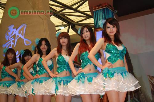 Cận cảnh dàn showgirl Phiêu Mạc Chi Lữ tại CJ 2010 - Ảnh 12