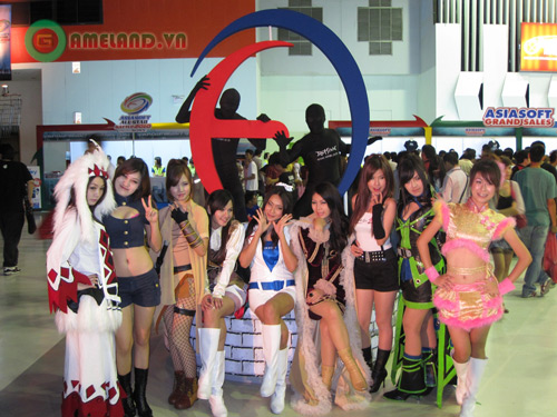 Sắc màu cosplay tràn ngập Asiasoft All Star Battle 2010 - Ảnh 3