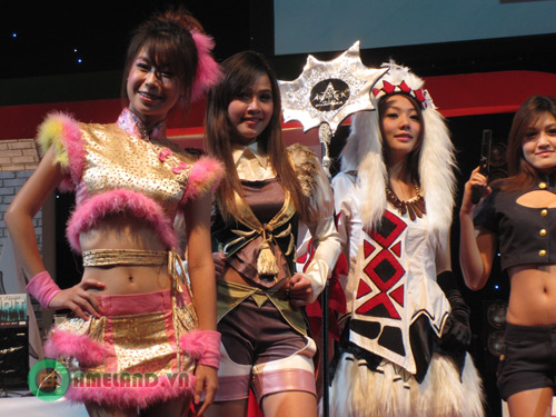 Sắc màu cosplay tràn ngập Asiasoft All Star Battle 2010 - Ảnh 16