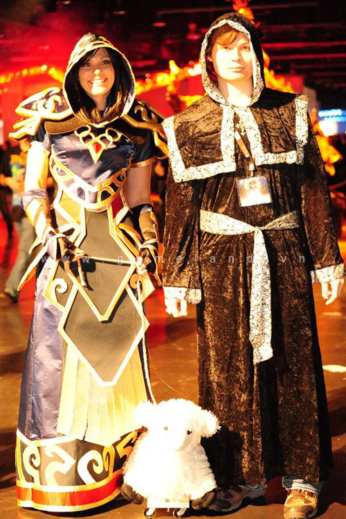 Những bộ trang phục cosplay ấn tượng tại Blizzcon 2010 - Ảnh 8